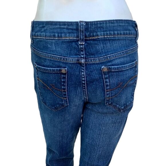 53028..Dkny Straight leg Jeans Size 6R, W28" 25"Inseam 8"Rise - Picture 4 of 6